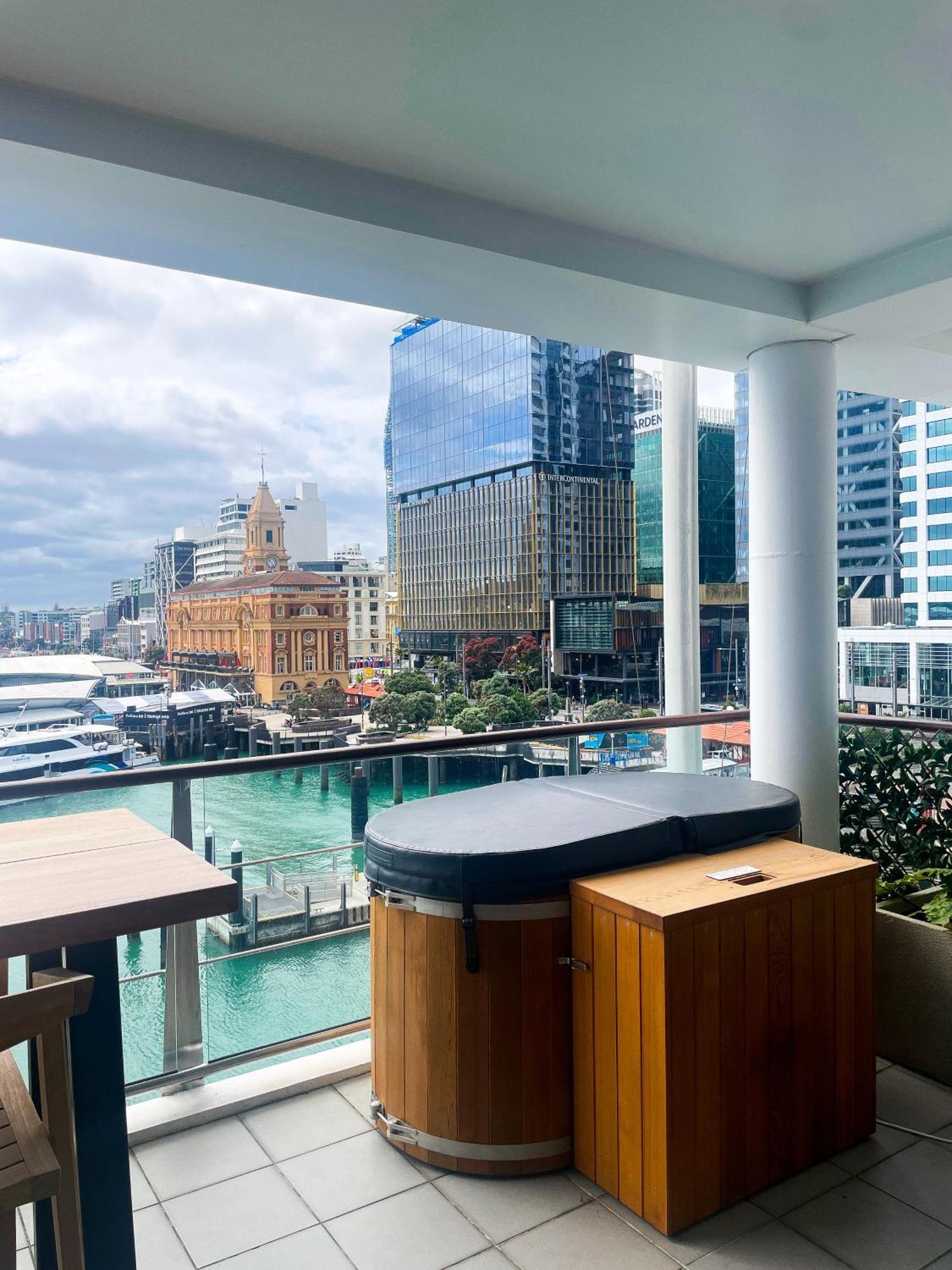 Luxury Apartment - Parking - Hot Tub - Stunning Views Auckland Extérieur photo